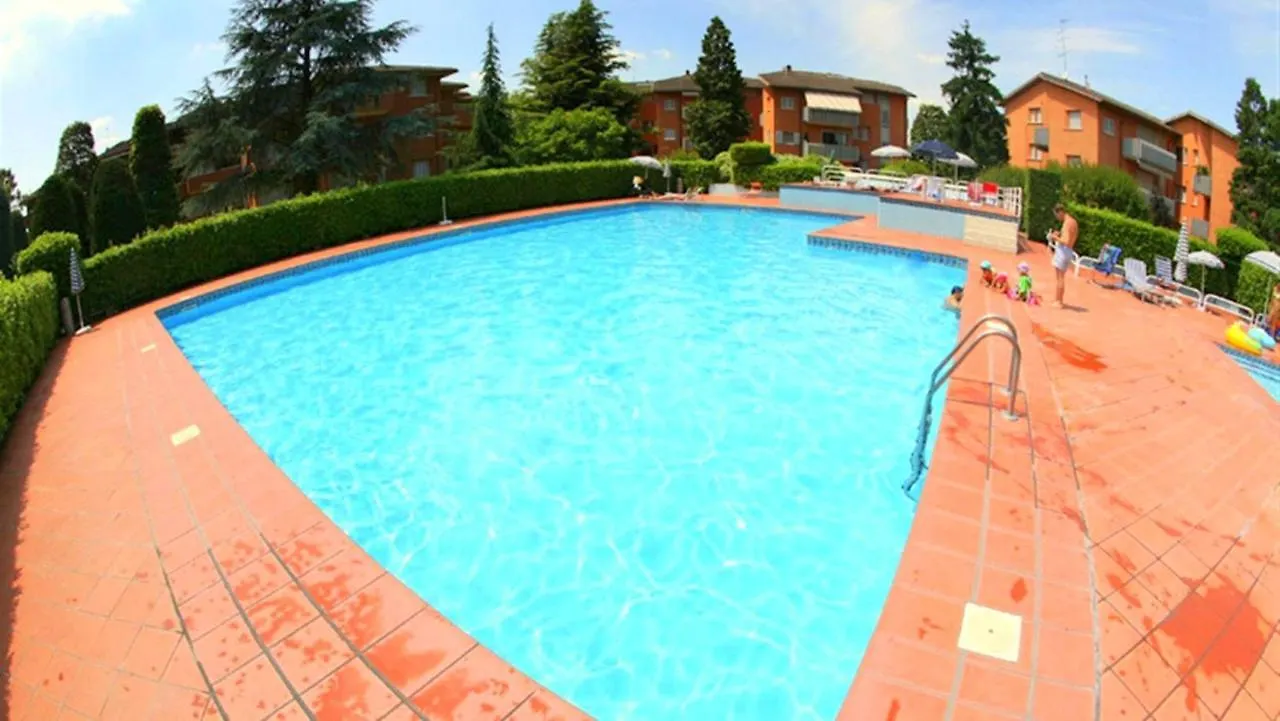 Last Minute Booking Peschiera del Garda 0*,